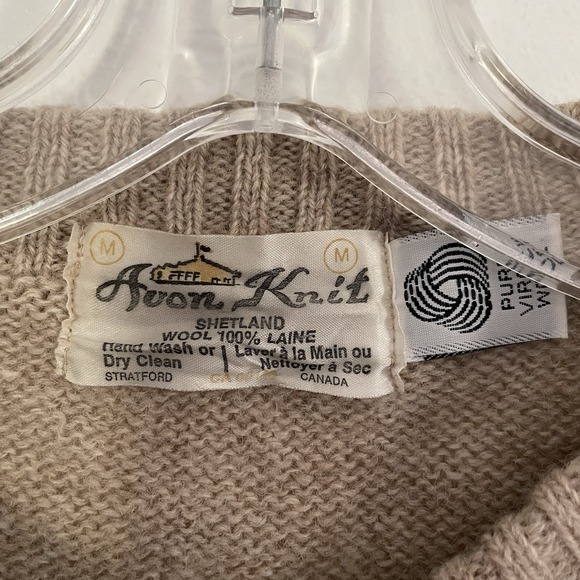 Vtg Knit 100% Shetland Wool Cardigan Sweater Snowflake Fair Isle Canada-Medium - Picture 4 of 5